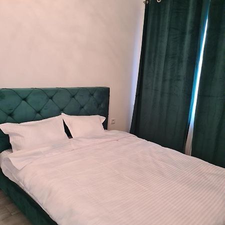 Apartament In Centru Oradea Εξωτερικό φωτογραφία